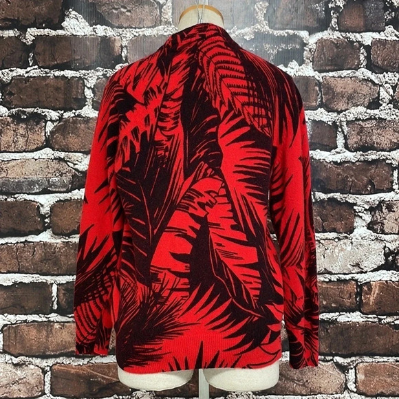 J.A. Higgins Sweater Crew Neck Lambswool Floral Red Black Size Medium M - Picture 9 of 15